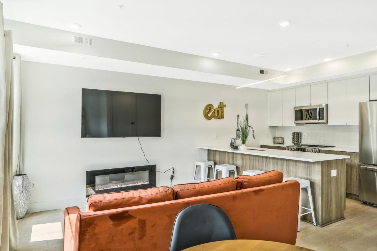 Luxurious And Stylish 2 Bedroom 2 Bathroom Suite واشنطن المظهر الخارجي الصورة